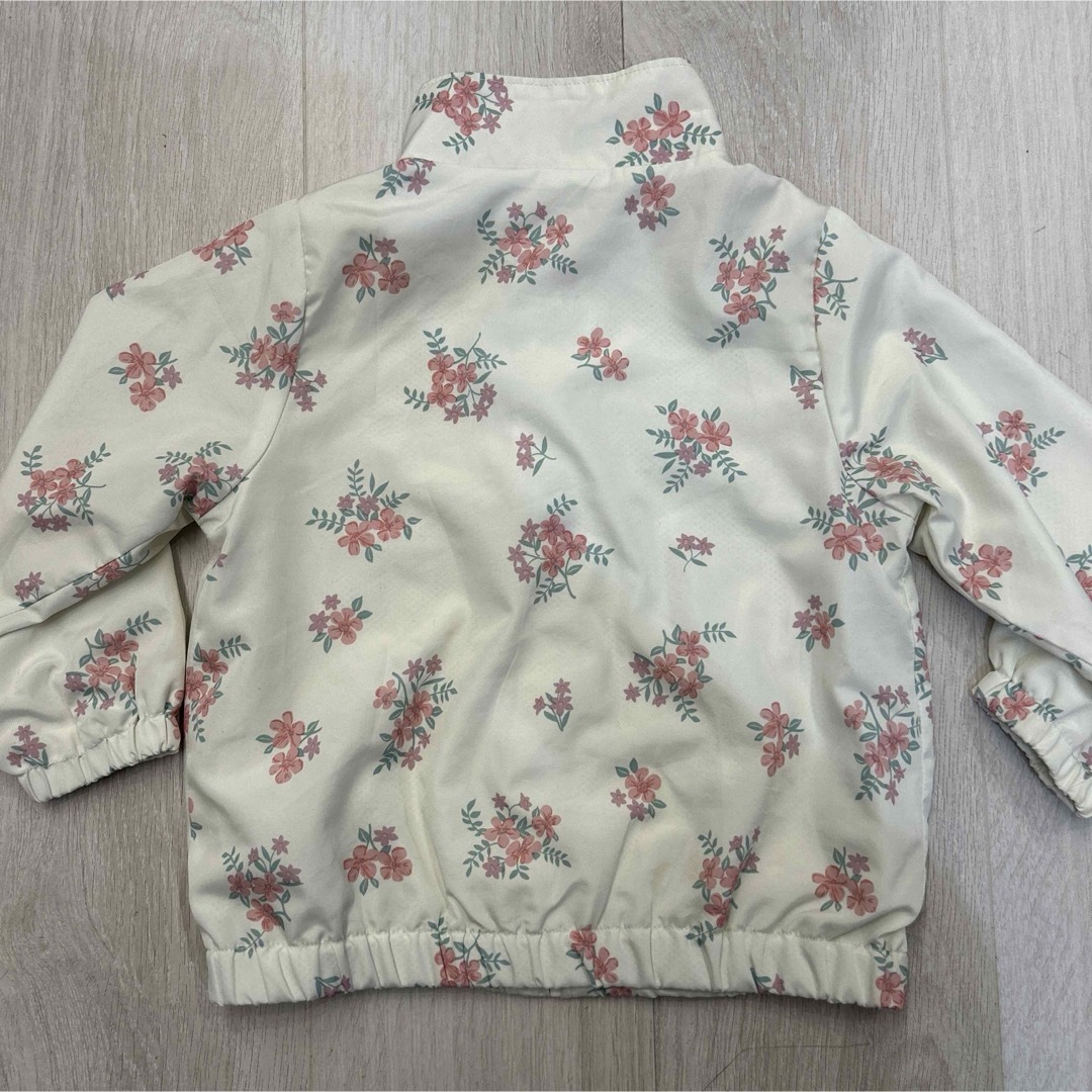 花柄アウター　95cm キッズ/ベビー/マタニティのキッズ服女の子用(90cm~)(ジャケット/上着)の商品写真