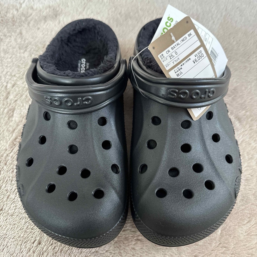 crocs(クロックス)の新品 タグ付●クロックス バヤ ボア 25cm●crocs baya lined メンズの靴/シューズ(サンダル)の商品写真