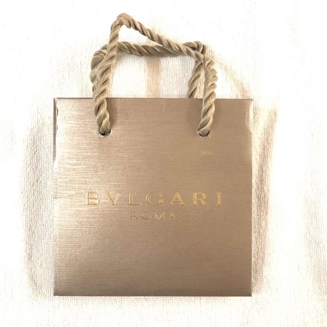 BVLGARI(ブルガリ)のブルガリ BVLGALI ショップ袋 紙袋　シャンパンゴールド レディースのバッグ(ショップ袋)の商品写真