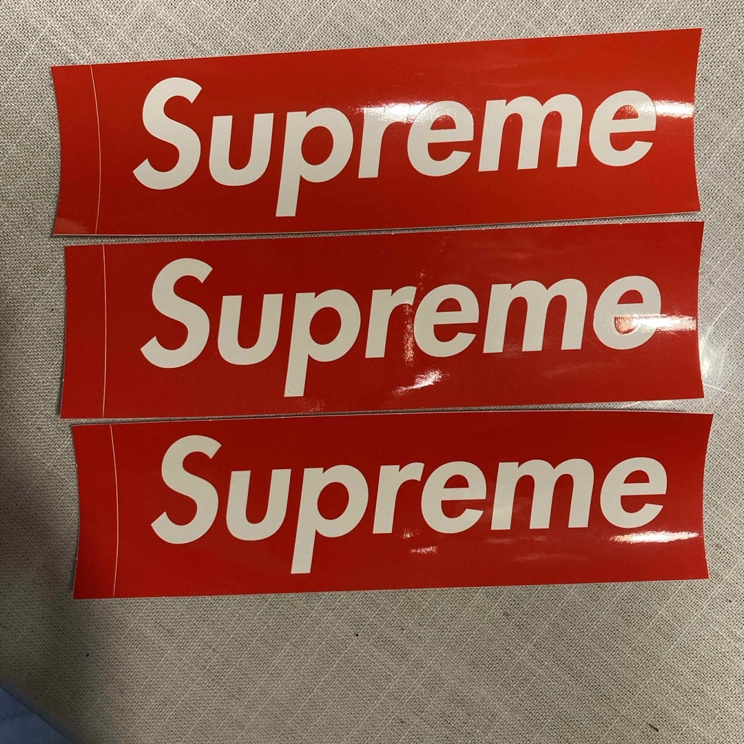 Supreme(シュプリーム)のSupremeステッカー ハンドメイドの文具/ステーショナリー(しおり/ステッカー)の商品写真