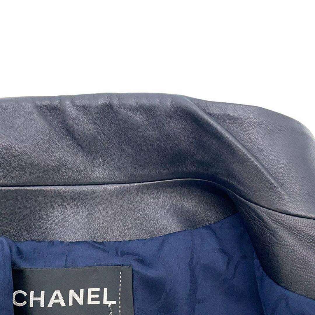 CHANEL(シャネル)のシャネル ジャケット シルク レザー レディースサイズ38 A56822 CHANEL アウター ファー レディースの帽子(その他)の商品写真