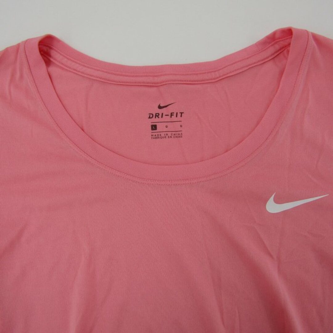NIKE(ナイキ)のナイキ 半袖Tシャツ ワンポイントロゴ スポーツウエア ドライフィット レディース Lサイズ ピンク NIKE レディースのトップス(Tシャツ(半袖/袖なし))の商品写真