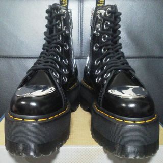 ドクターマーチン 厚底の通販 2,000点以上 | Dr.Martensを買うならラクマ
