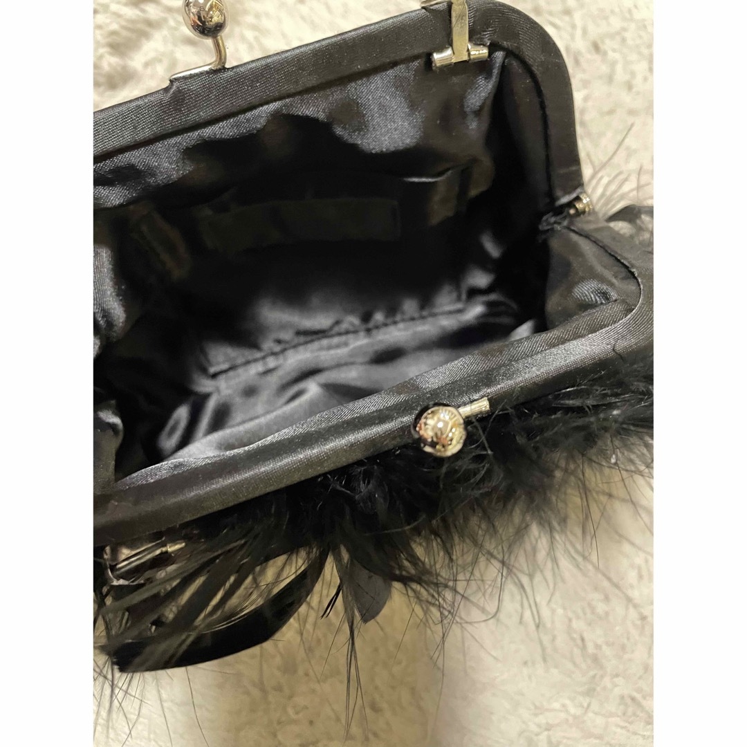UNTITLED(アンタイトル)のビジュー　羽根　パーティーバッグ　クラッチ　ショルダー レディースのバッグ(クラッチバッグ)の商品写真