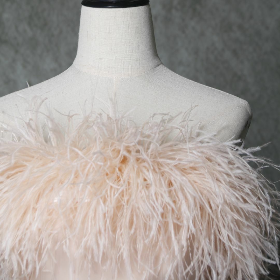 憧れのドレス ピンク カラードレス フェザー ベアトップ マーメイドライン二次会 レディースのフォーマル/ドレス(ウェディングドレス)の商品写真
