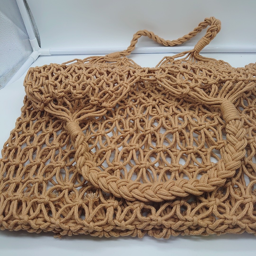サマーバッグ ロープ編み　あみバッグ ブラウン　ネットバッグ　マクラメ編みバッグ ハンドメイドのファッション小物(バッグ)の商品写真