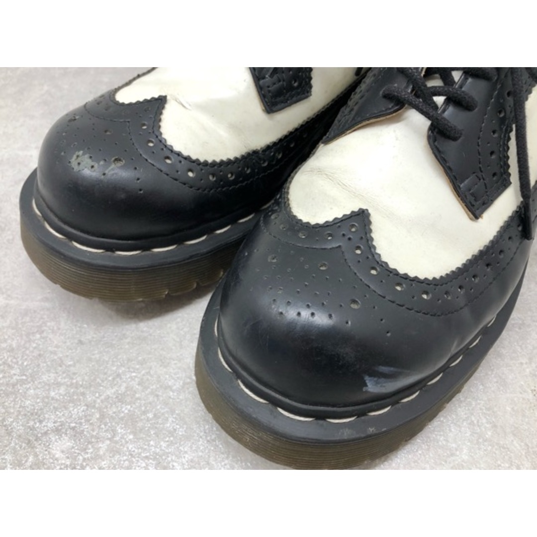 Dr.Martens(ドクターマーチン)のDr.Martens(ドクターマーチン) 10458 ウィングチップ シューズ レディースサイズ ドレスシューズ UK5 24.0cm ブラック ホワイト 【C0586-007】 レディースの靴/シューズ(ローファー/革靴)の商品写真