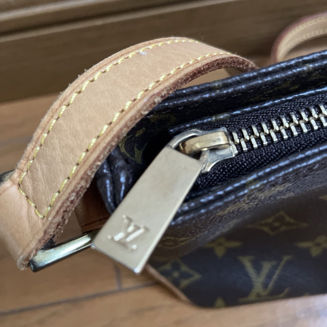 LOUIS VUITTON(ルイヴィトン)の美品　ルイヴィトン  トロター レディースのバッグ(ショルダーバッグ)の商品写真