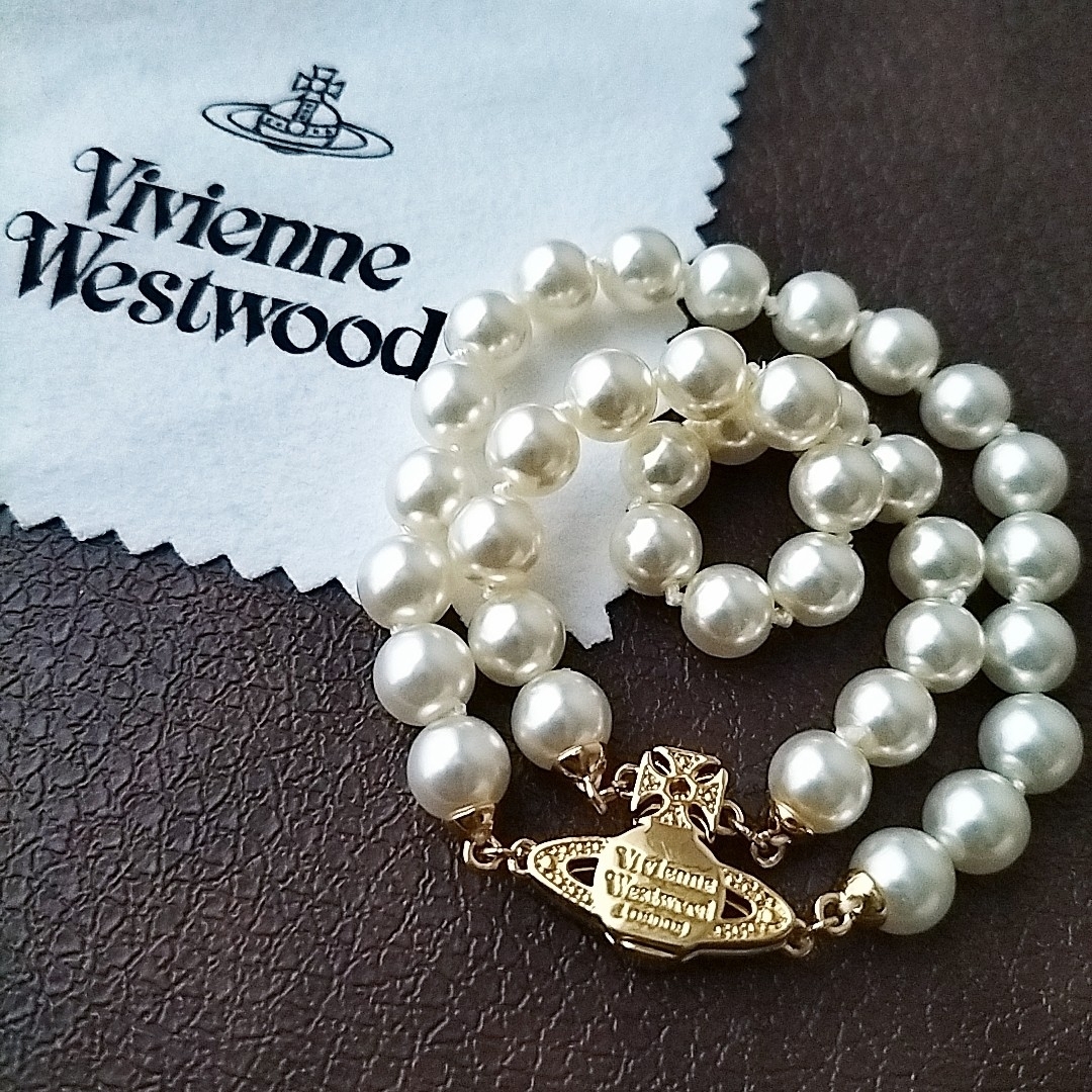 Vivienne Westwood(ヴィヴィアンウエストウッド)のヴィヴィアンウエストウッド　2層パールオーブブレスレット レディースのアクセサリー(ブレスレット/バングル)の商品写真