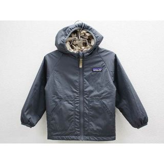 パタゴニア(patagonia)の[パタゴニア/Patagonia]95cm リバーシブルパフボールジャケット/中綿ブルゾン グレー＆ベージュ アウトドア キャンプ 外遊び【中古】子供服 キッズ kids 男の子 秋冬 020122(ジャケット/上着)