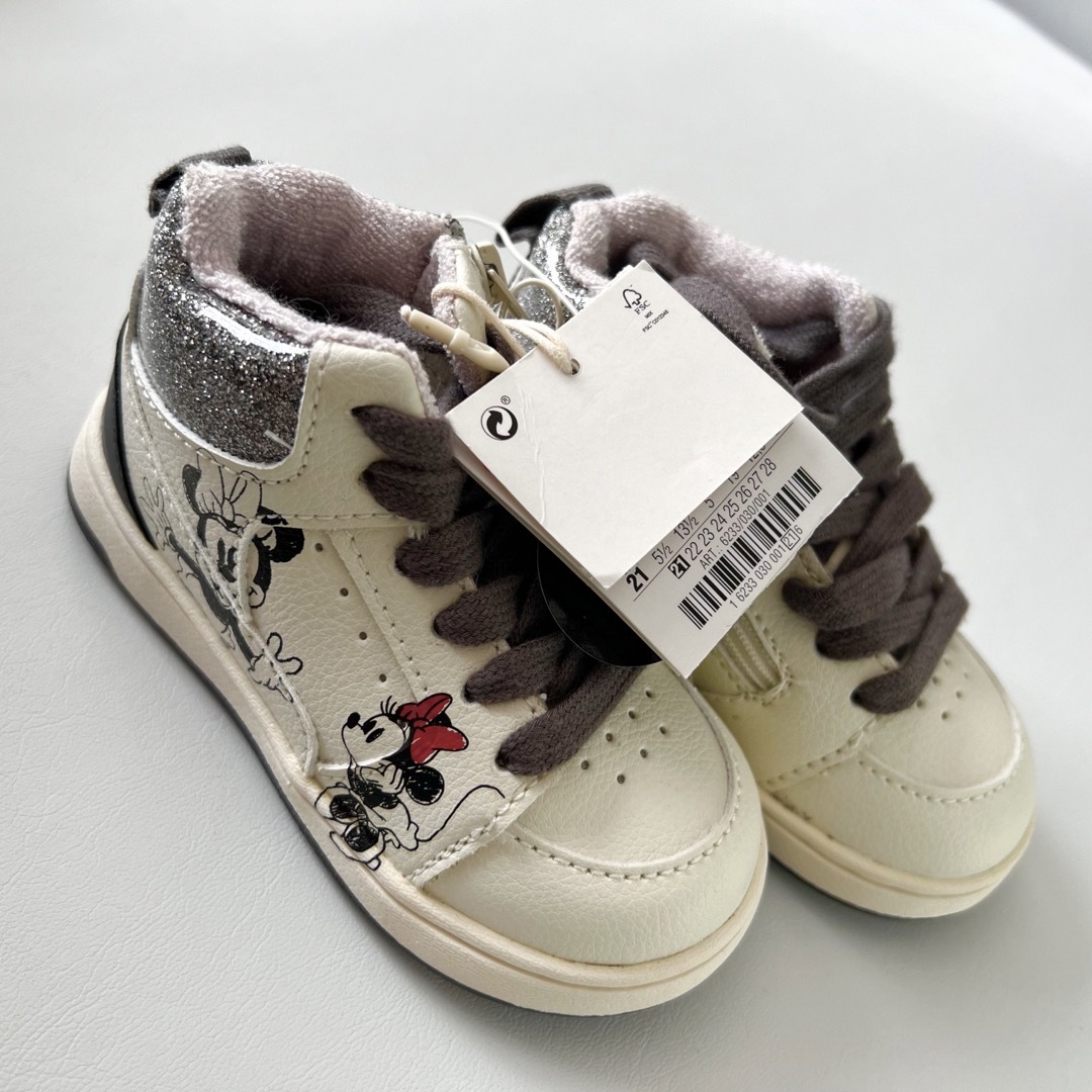 ZARA KIDS(ザラキッズ)のZARA キッズシューズ  キッズスニーカー キッズ/ベビー/マタニティのベビー靴/シューズ(~14cm)(スニーカー)の商品写真