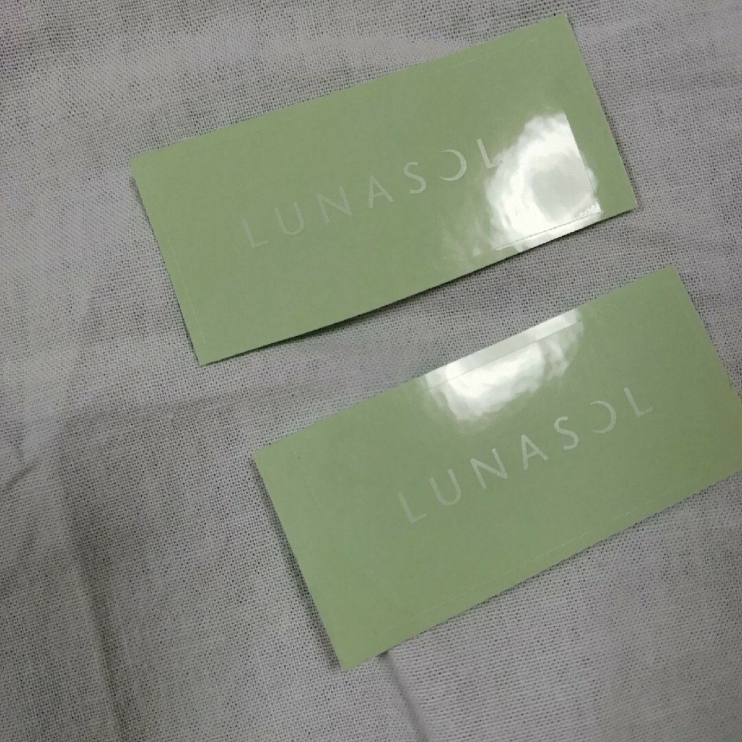 LUNASOL(ルナソル)の２枚 コスメ/美容のベースメイク/化粧品(アイシャドウ)の商品写真