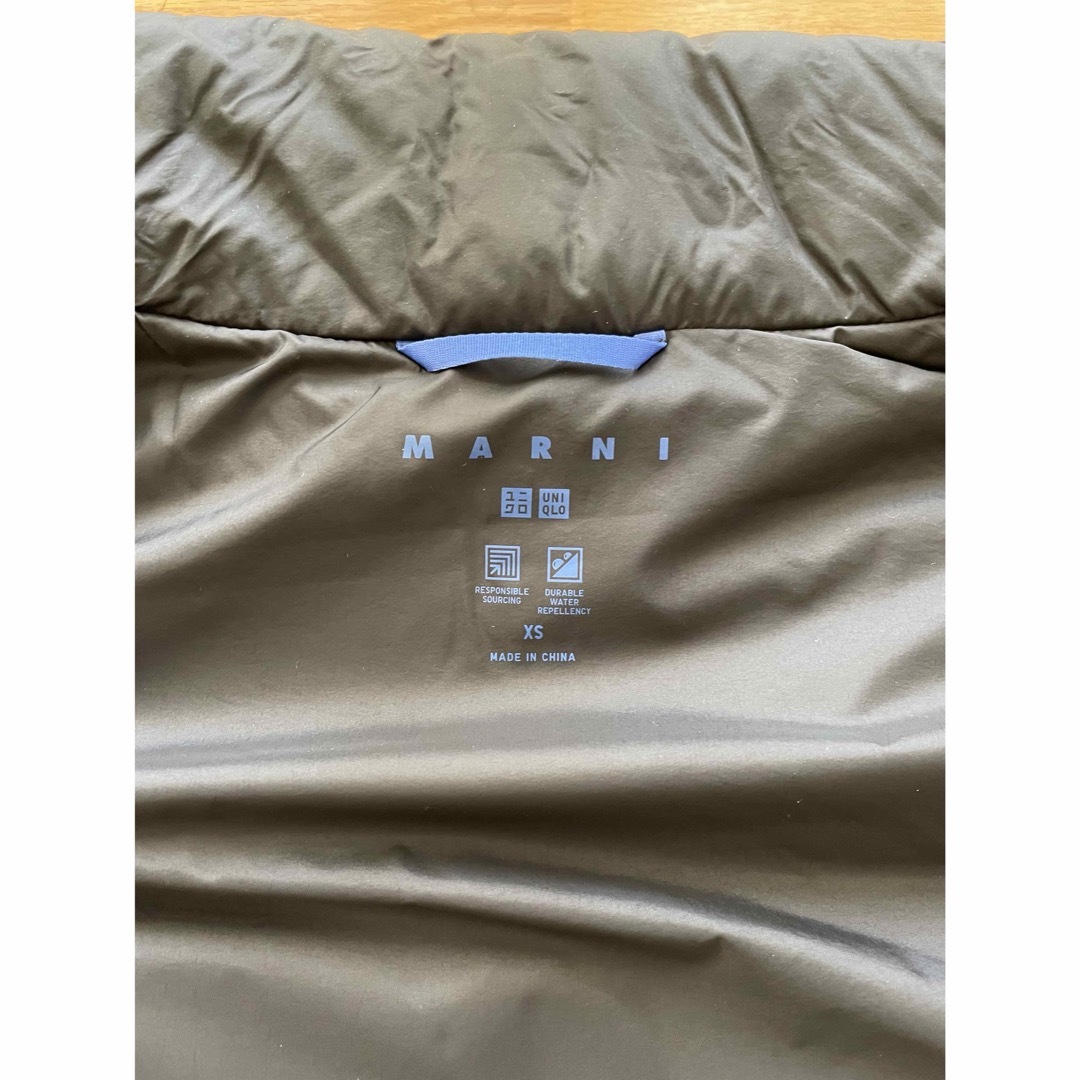 UNIQLO(ユニクロ)のUNIQLO MARNI ダウンベスト レディースのジャケット/アウター(ダウンベスト)の商品写真