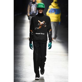 アンダーカバー(UNDERCOVER)の18AW 2001年宇宙の旅　コラボスウェット(スウェット)