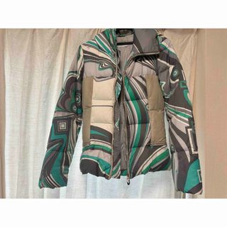 EMILIO PUCCI(ダウンジャケット)のフリマアイテム一覧 EMILIO PUCCI(ダウンジャケット)のフリマアイテム一覧