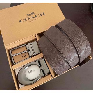 コーチ(COACH)の限定価格！COACH3点セットシグネチャーフリーサイズリバーシブルベルト箱付き(ベルト)