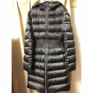 プラダ コートの通販 1,000点以上 | PRADAを買うならラクマ