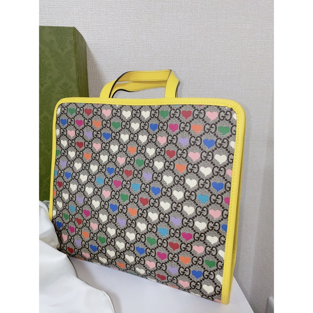 Gucci(グッチ)のGUCCI　グッチ　チルドレンズハートプリントトート レディースのバッグ(トートバッグ)の商品写真