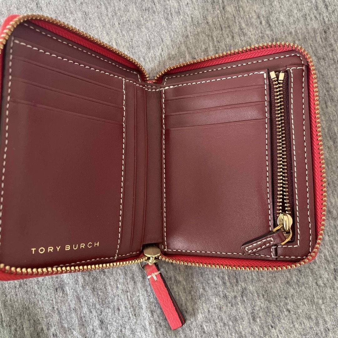 新品♡ トリーバーチ TORY BURCH ラウンドファスナー折り財布 - www