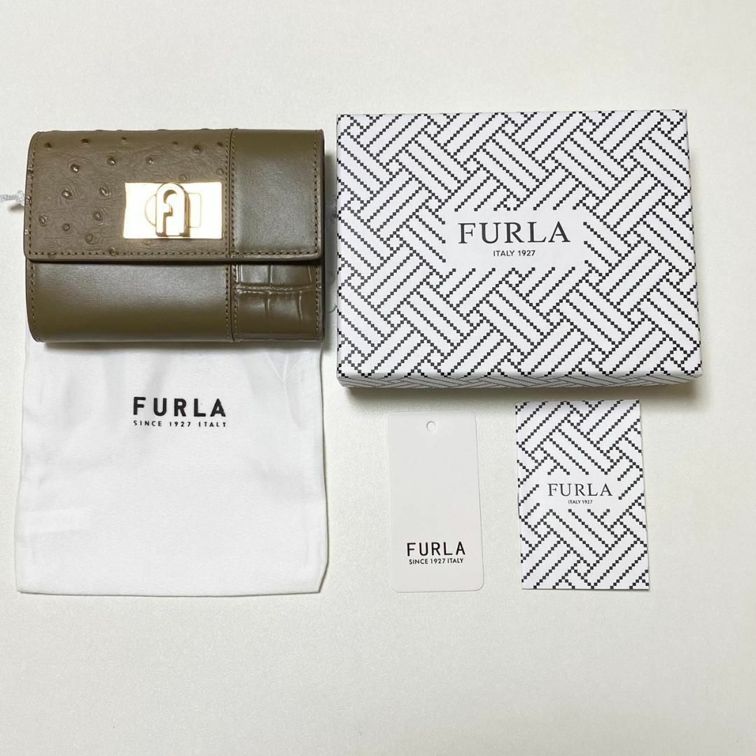 Furla(フルラ)の✨【冬コーデ】FURLA フルラ 三つ折り財布 カーキブラウン系 レディースのファッション小物(財布)の商品写真