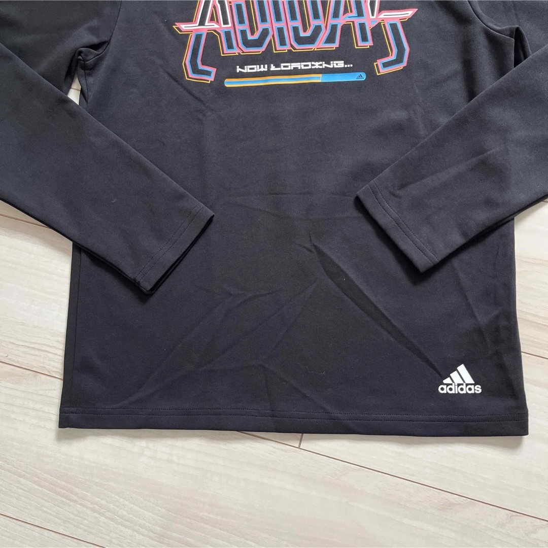 adidas(アディダス)の新品　アディダス  長袖　Tシャツ　ロンT  160   ブラック キッズ/ベビー/マタニティのキッズ服男の子用(90cm~)(Tシャツ/カットソー)の商品写真