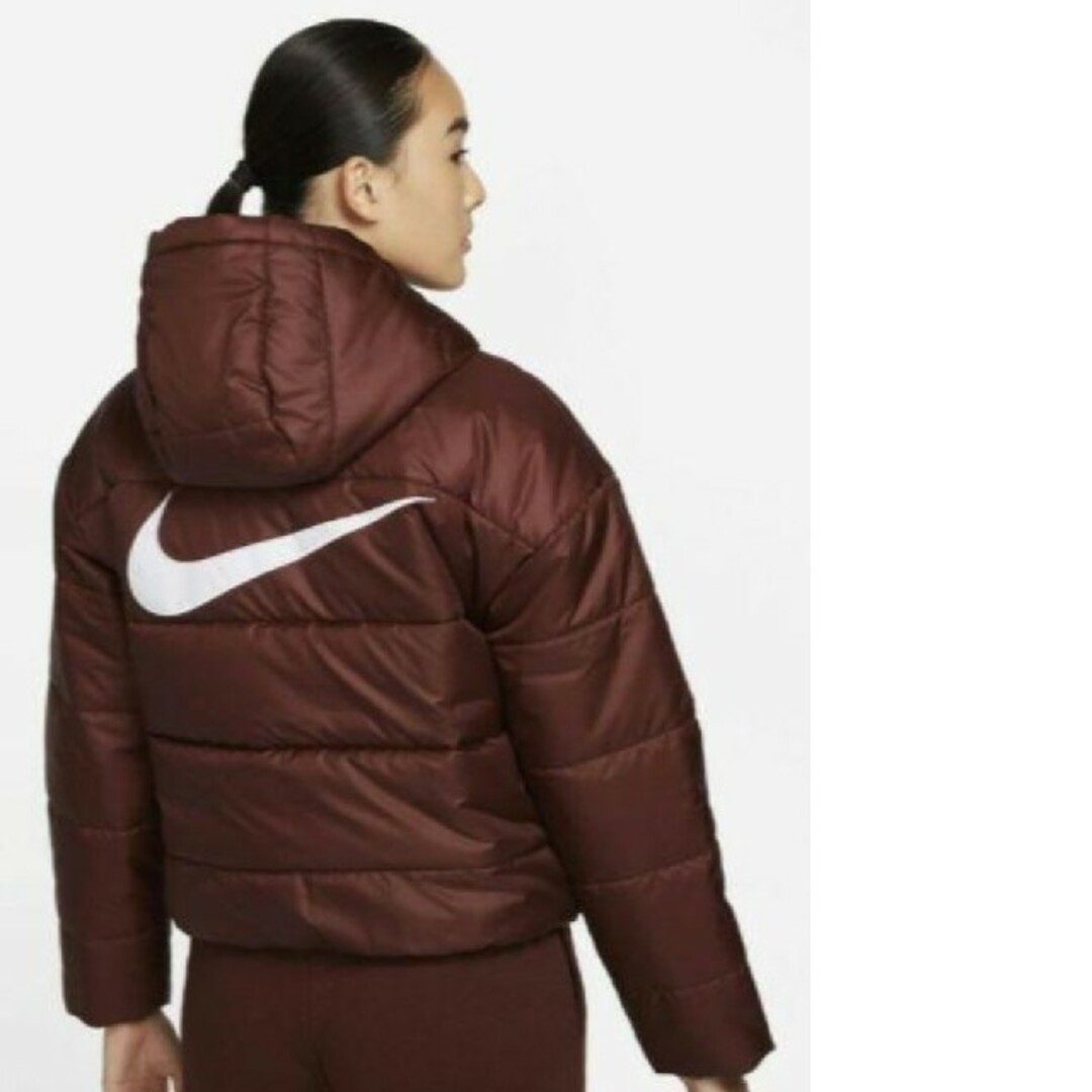 NIKE(ナイキ)のNIKE  ナイキ  中綿  ジャケット  新品未使用タグ付き。 レディースのジャケット/アウター(ダウンジャケット)の商品写真