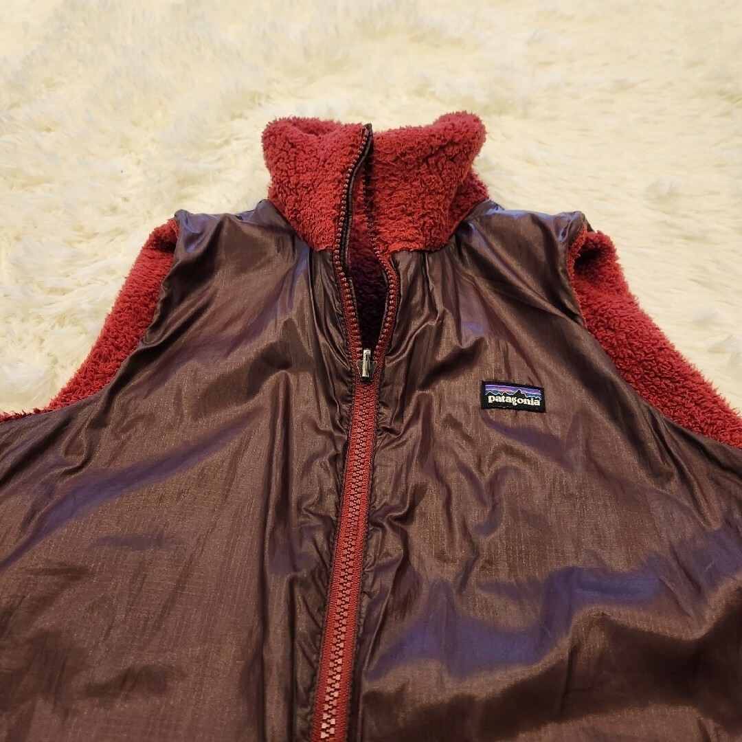 patagonia(パタゴニア)の✡️【美品】Patagonia パタゴニア リバーシブル ボアベスト レッド S レディースのトップス(ベスト/ジレ)の商品写真