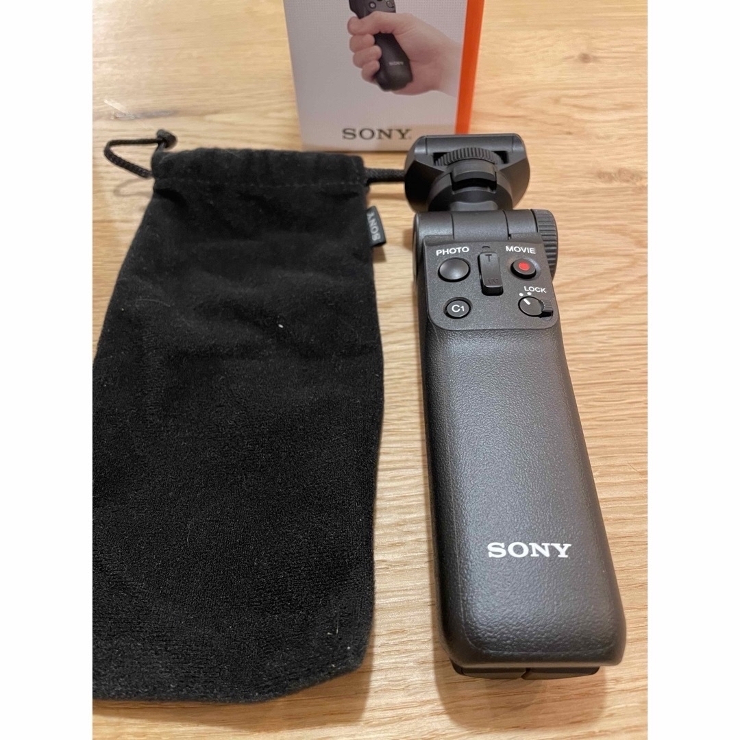 SONY(ソニー)のSONY  ZV-E10 シューティンググリップ スマホ/家電/カメラのカメラ(ミラーレス一眼)の商品写真