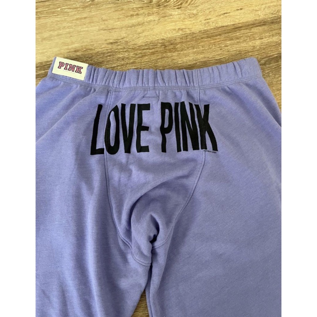 Victoria's Secret(ヴィクトリアズシークレット)のPink Victoria’s Secret スウェットパンツ　米国購入　新品 レディースのパンツ(その他)の商品写真