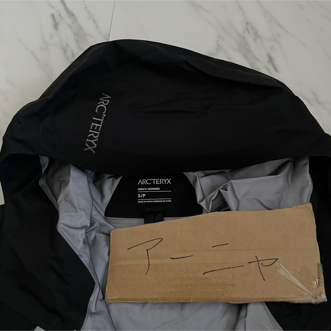 ARC'TERYX(アークテリクス)のARC'TERYX ベータジャケット beta jacket 黒 アークテリクス メンズのジャケット/アウター(ナイロンジャケット)の商品写真