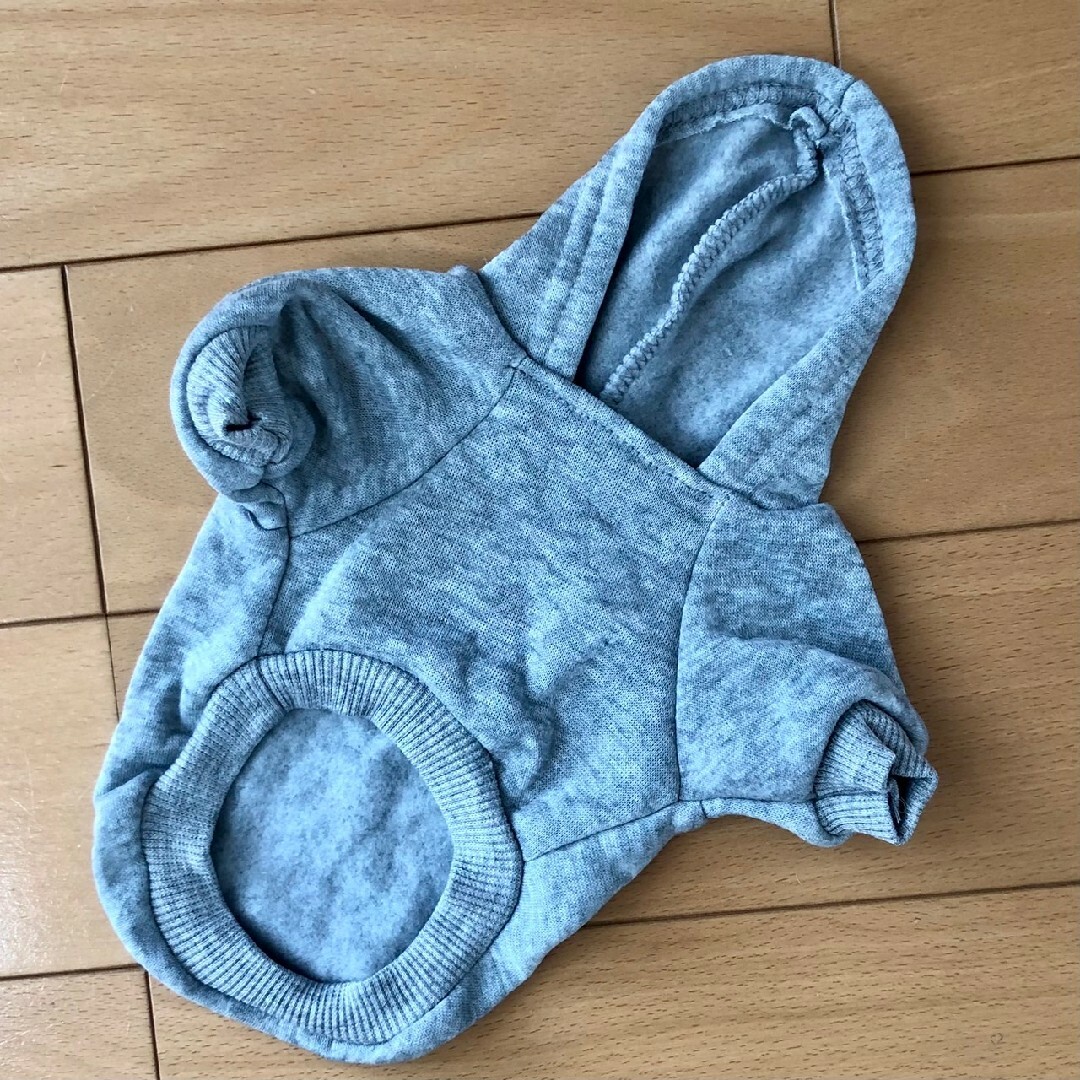 新品 犬服 2色セット 伸縮性あり 裏起毛パーカー裏起毛であったかい その他のペット用品(犬)の商品写真