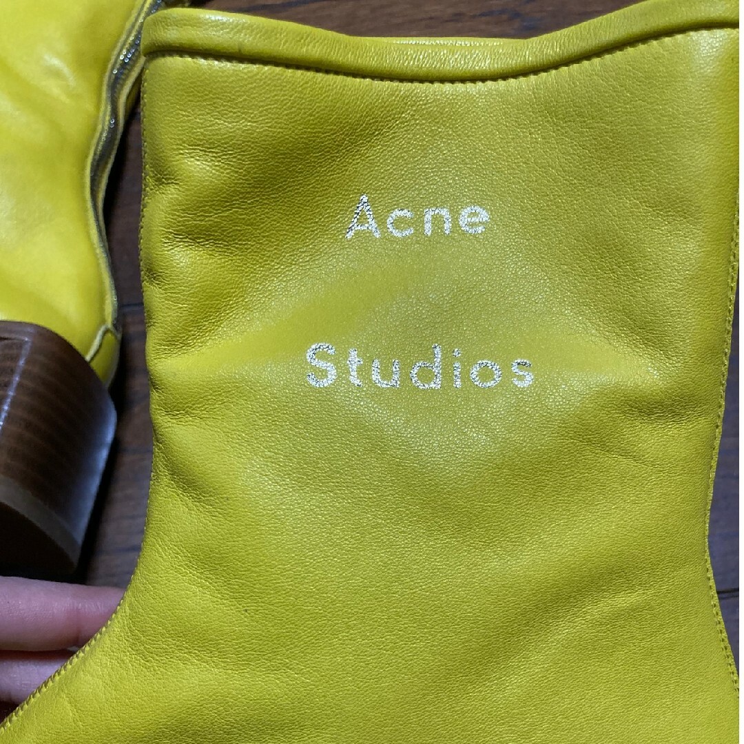 Acne Studios ブーツ レディースの靴/シューズ(ブーツ)の商品写真