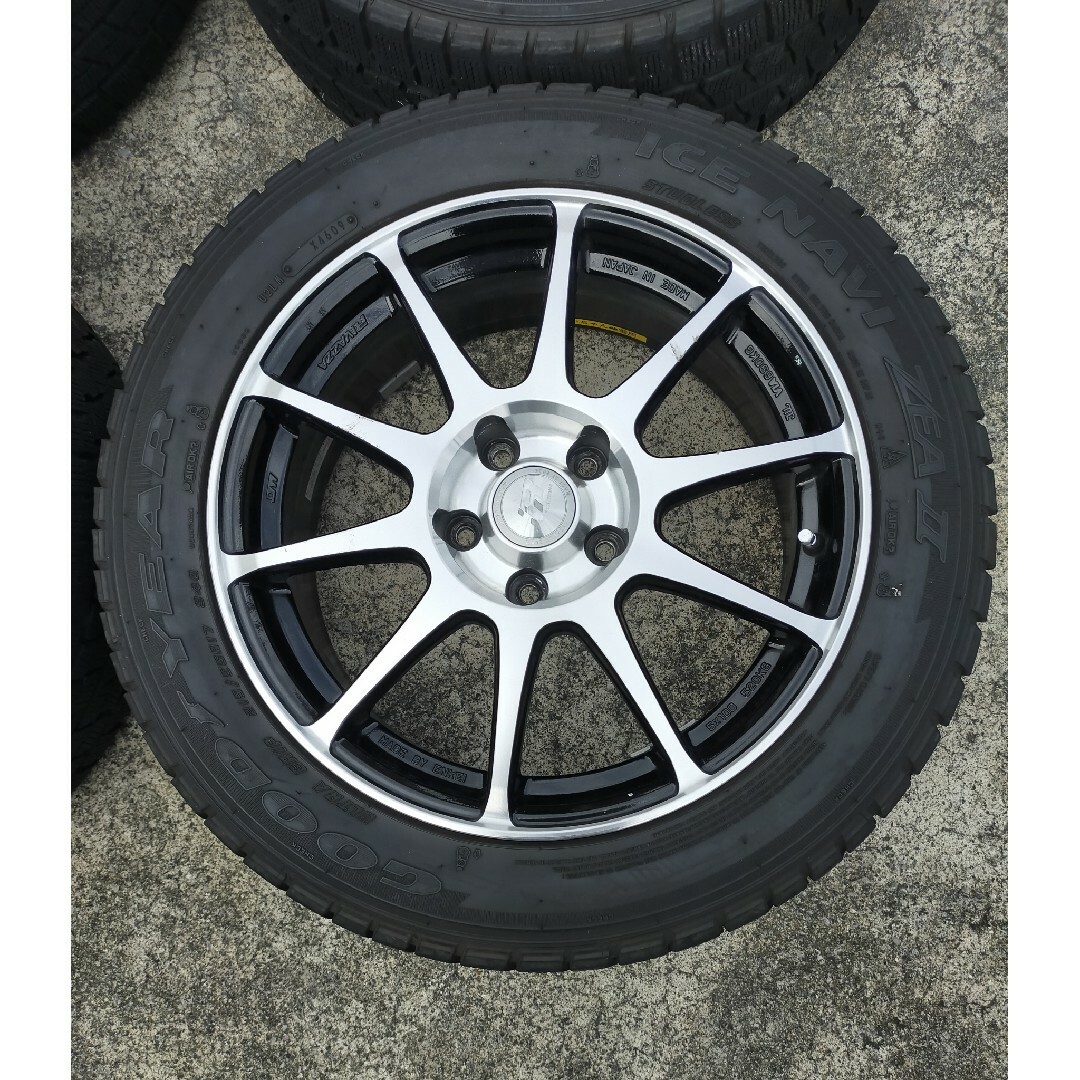 ENKEI(エンケイ)のエンケイ　ホイール日本製　グッドイヤーZEA2　スタッドレス　215/55R17 自動車/バイクの自動車(タイヤ・ホイールセット)の商品写真