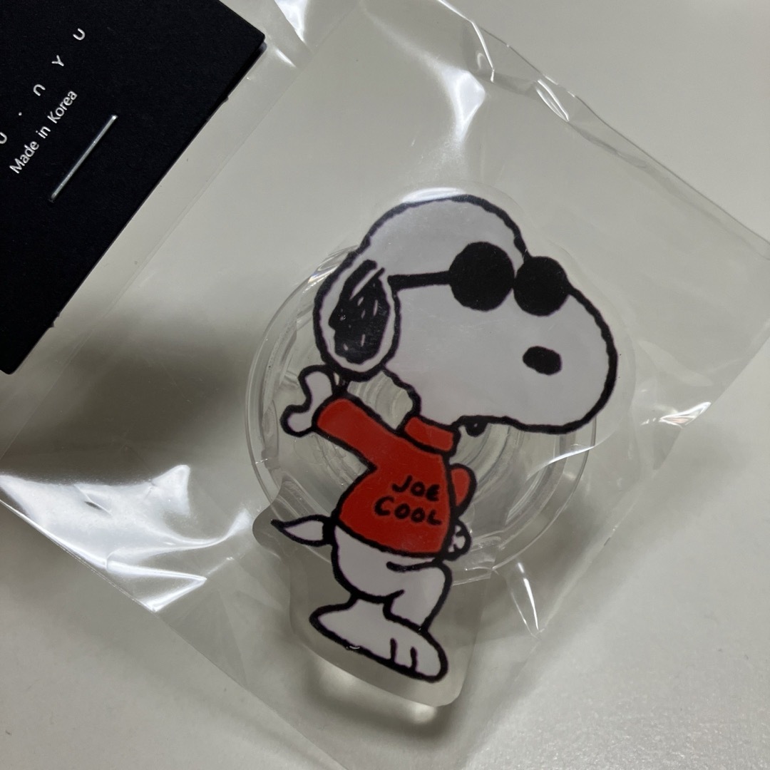 SNOOPY(スヌーピー)のスマホリング　スヌーピー　ピーナッツ エンタメ/ホビーのおもちゃ/ぬいぐるみ(キャラクターグッズ)の商品写真