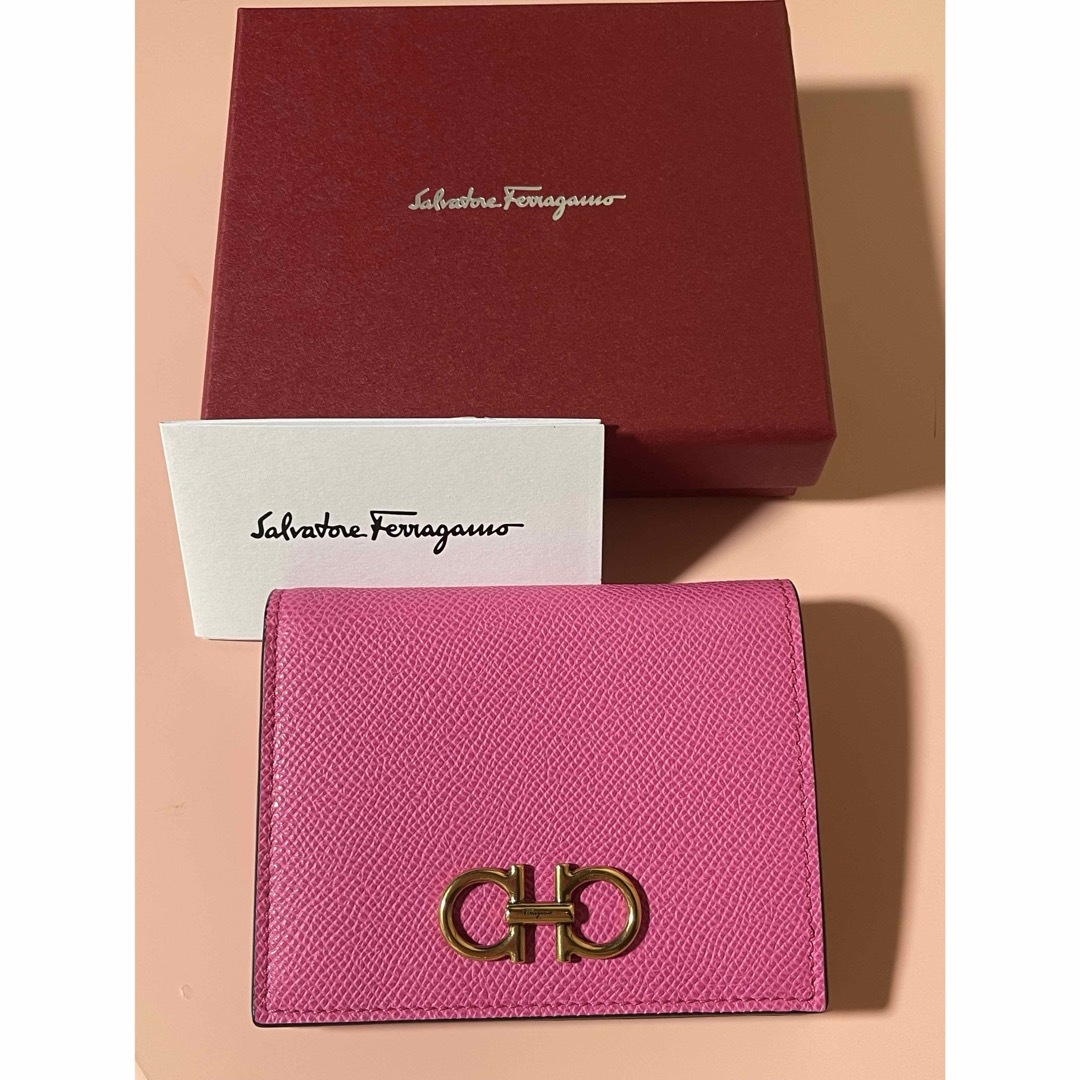 極美品！ Ferragamo フェラガモ 折り財布 正規店購入 ピンク ゴールド