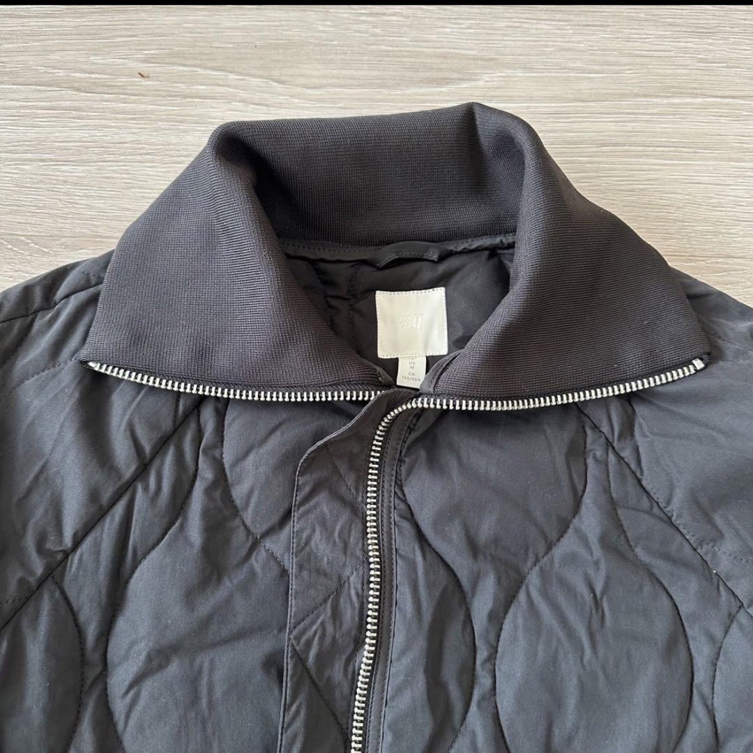 H&M(エイチアンドエム)の値下げ不可　H&M ブルゾン　アウター レディースのジャケット/アウター(ブルゾン)の商品写真