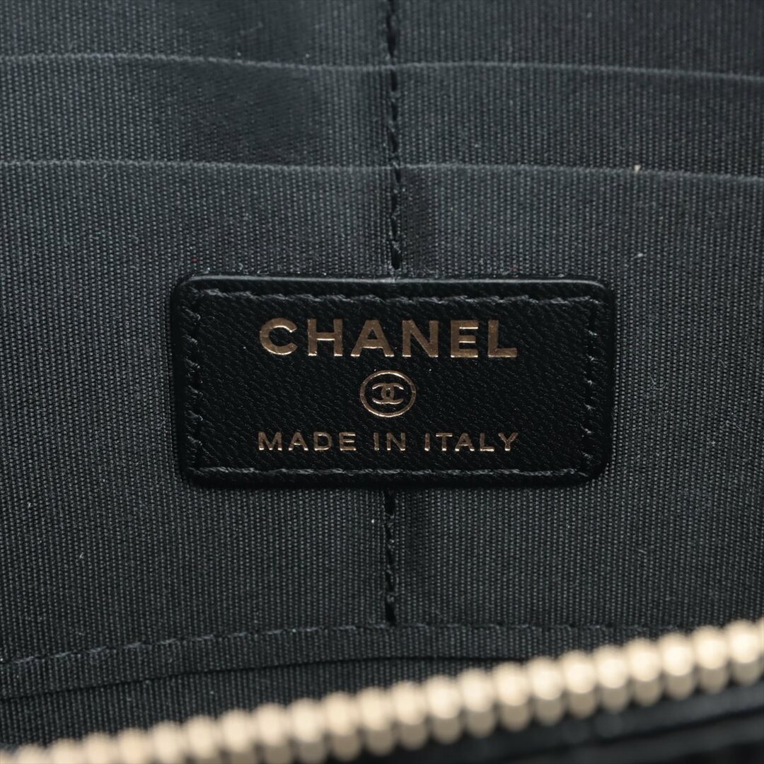 CHANEL(シャネル)のシャネル  レザー  ブラック レディース 長財布 レディースのファッション小物(財布)の商品写真