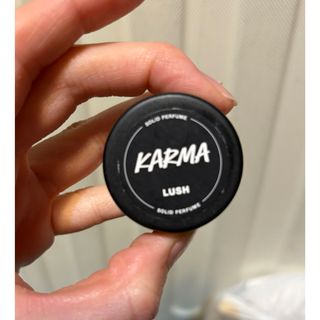 ラッシュ(LUSH)のLUSH カルマソリッドパフューム(ユニセックス)