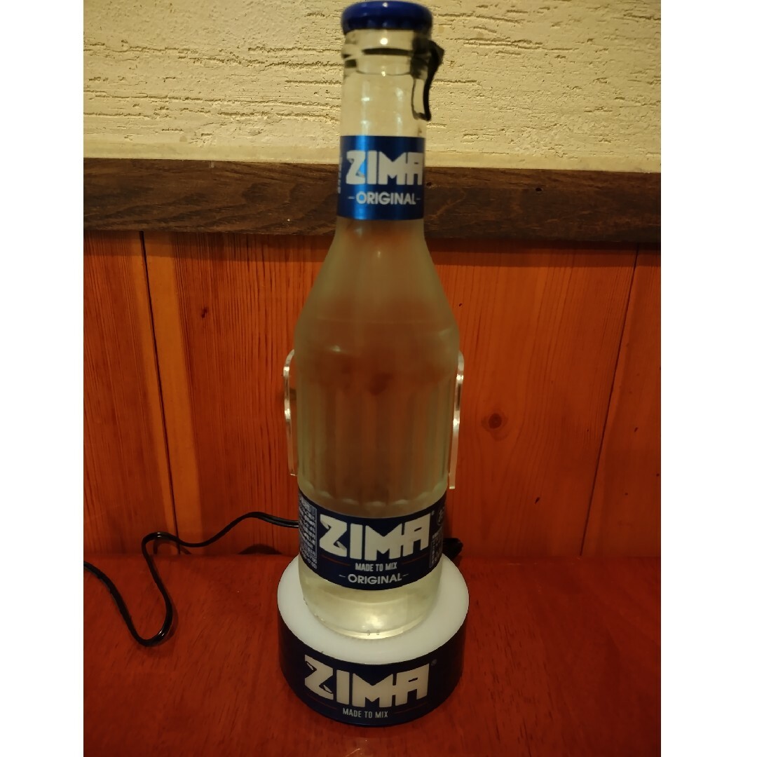 ジーマ　ZIMA　スタートダッシュキット　ボトルディスプレイ　Tシャツ　RTD 食品/飲料/酒の酒(リキュール/果実酒)の商品写真