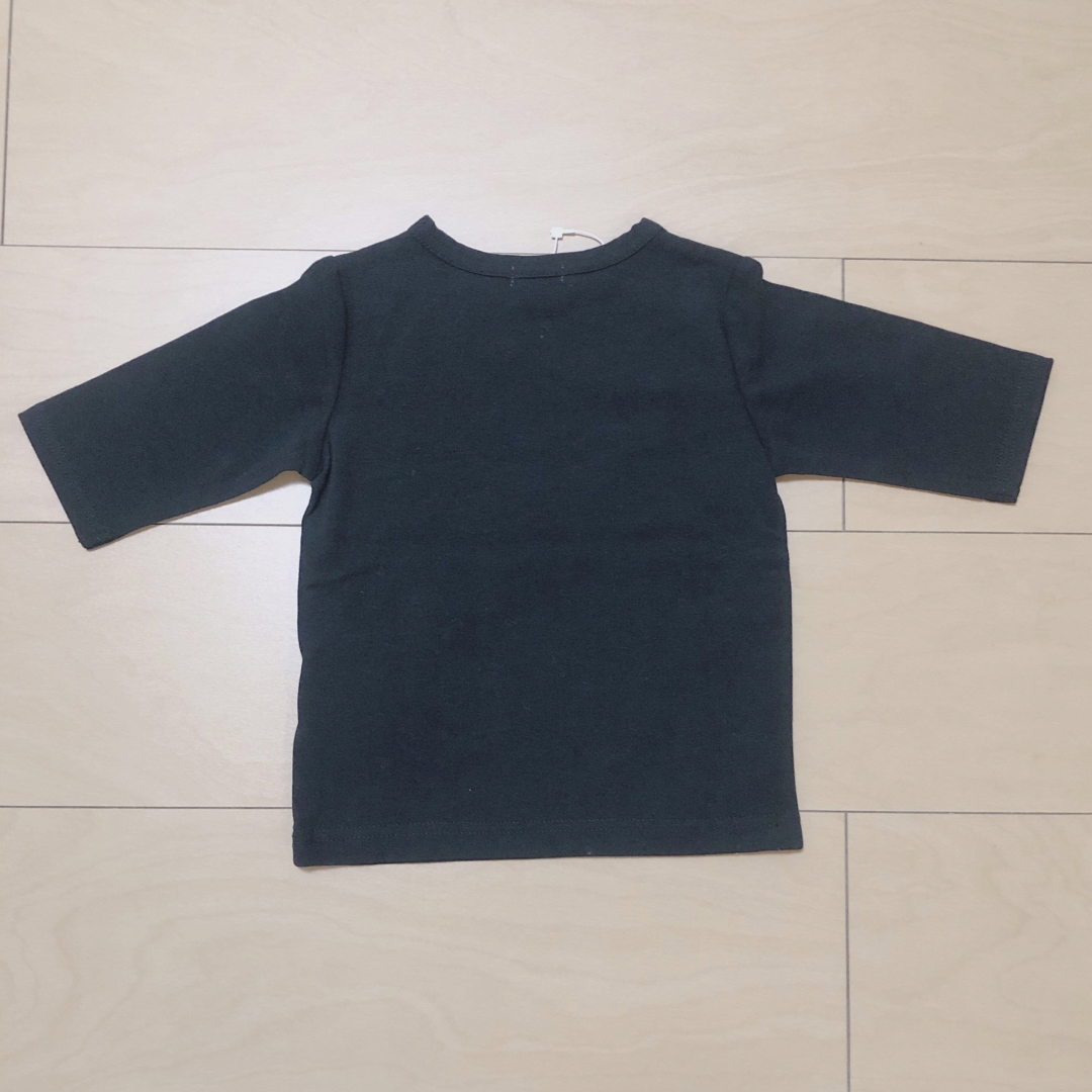 BeBe(ベベ)の新品　BEBE 黒Tシャツ　80 キッズ/ベビー/マタニティのベビー服(~85cm)(Ｔシャツ)の商品写真