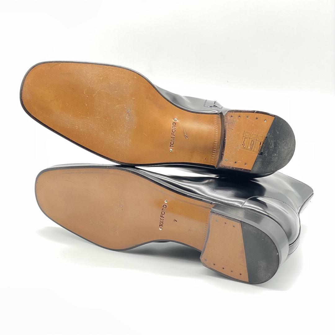 TOM FORD(トムフォード)のトムフォードTOM FORD パテントレザー サイドジップ アンクルブーツ メンズの靴/シューズ(ブーツ)の商品写真