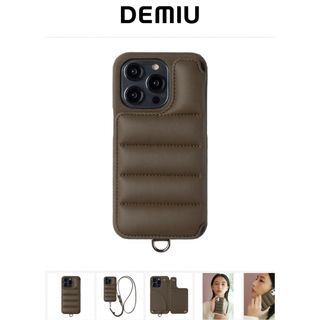 DEMIUのiPhone15Pro携帯ケースと別売りのストラップセットで！(iPhoneケース)