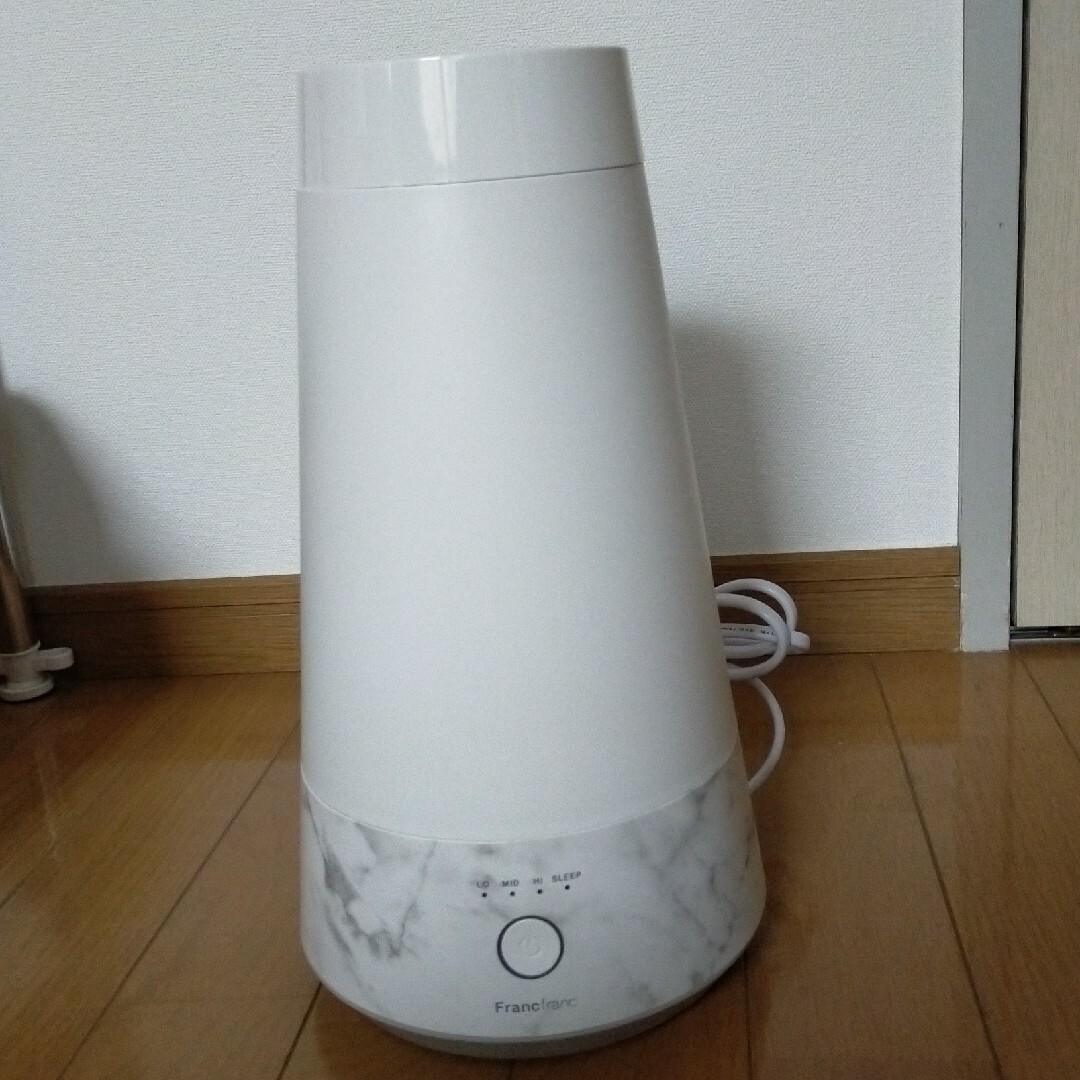 美品 ストラ　超音波式加湿器ホワイト　フランフラン | フリマアプリ ラクマ