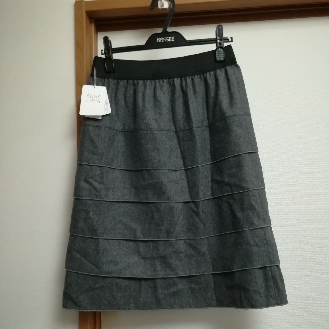 ANNA LUNA(アンナルナ)の新品　アンナルナ　スカート　M レディースのスカート(ひざ丈スカート)の商品写真