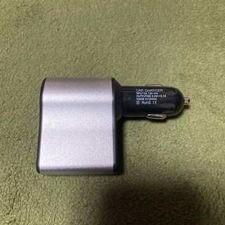 シガーソケット　USB 変換(車内アクセサリ)