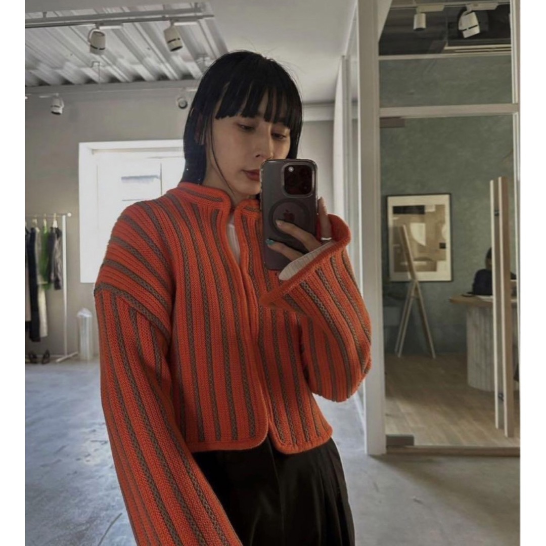 Ameri VINTAGE(アメリヴィンテージ)のアメリヴィンテージ／STRIPE SHORT KNIT CARDIGAN レディースのトップス(カーディガン)の商品写真