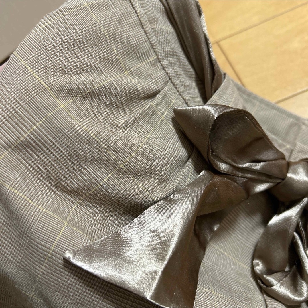 薄手　チェック柄　半ズボン　61㎝ レディースのパンツ(ショートパンツ)の商品写真