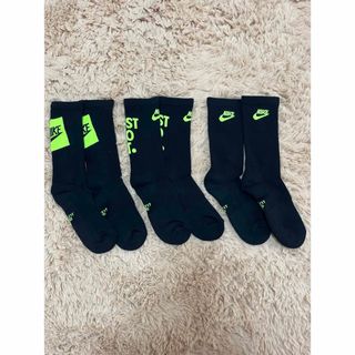 ナイキ(NIKE)のナイキ NIKE エブリデイ  クルー ソックス 3足セット23〜25cm   (ソックス)