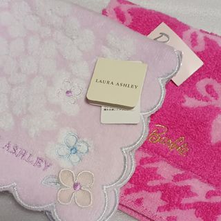 ローラアシュレイ(LAURA ASHLEY)の値下げ📌ローラアシュレイ&バービー☆タオルハンカチ２枚セット🌼(ハンカチ)