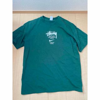 ナイキ(NIKE)のNIKE stussy コラボ　tシャツ　緑(Tシャツ/カットソー(半袖/袖なし))